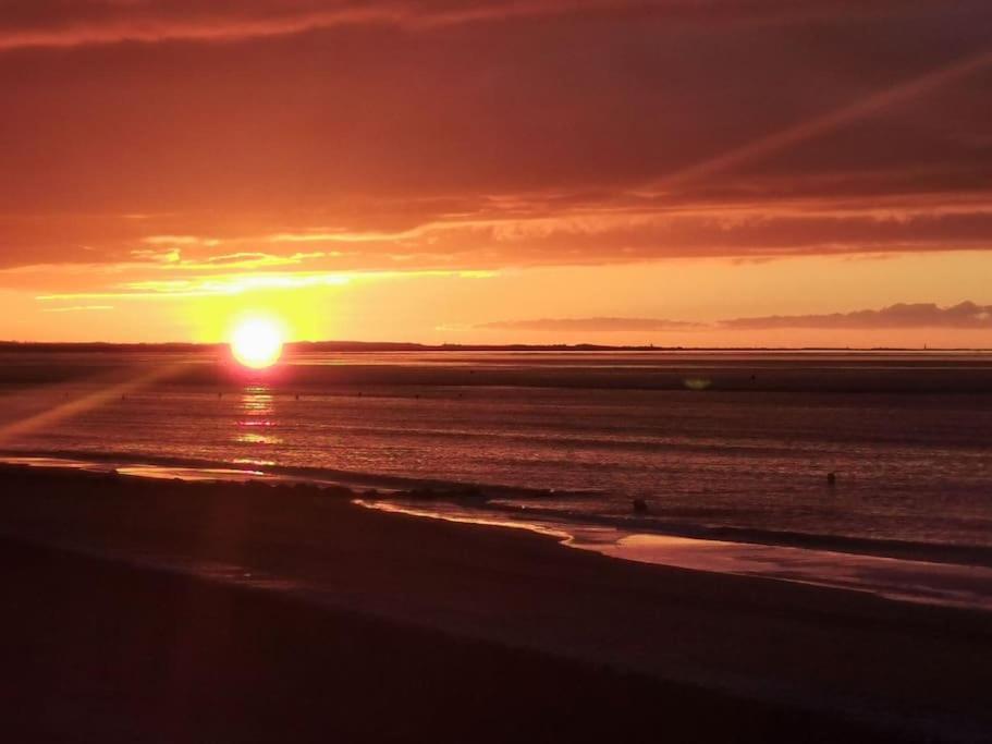 Cabourg Cosy, Appartement Refait A Neuf, 5 Min A Pied De La Mer Eksteriør billede